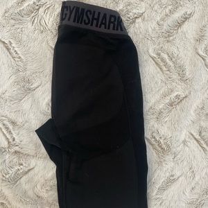SOLD Women’s Gymshark FLEX legging